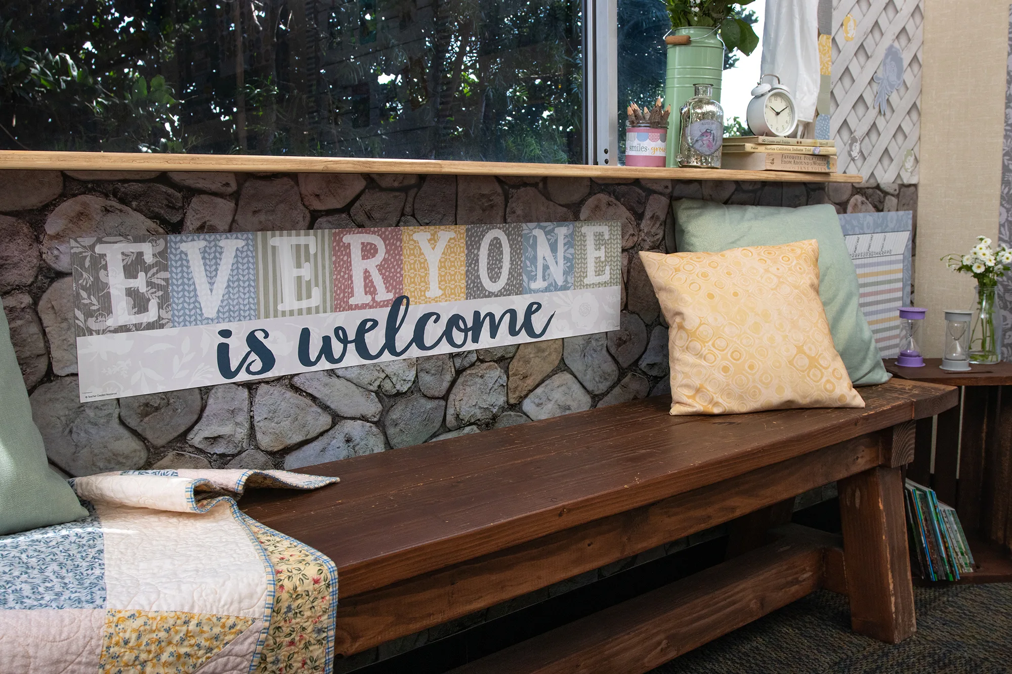 Classroom Cottage Everyone is Welcome Banner - Image 2