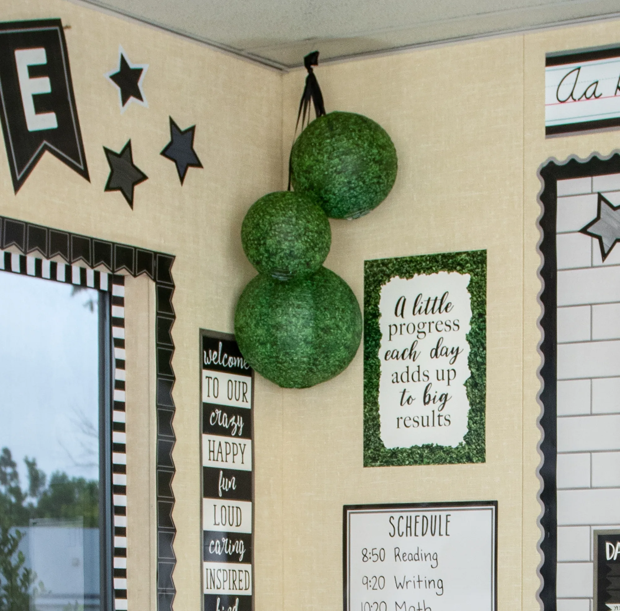 Boxwood Hanging Paper Lanterns - Image 2